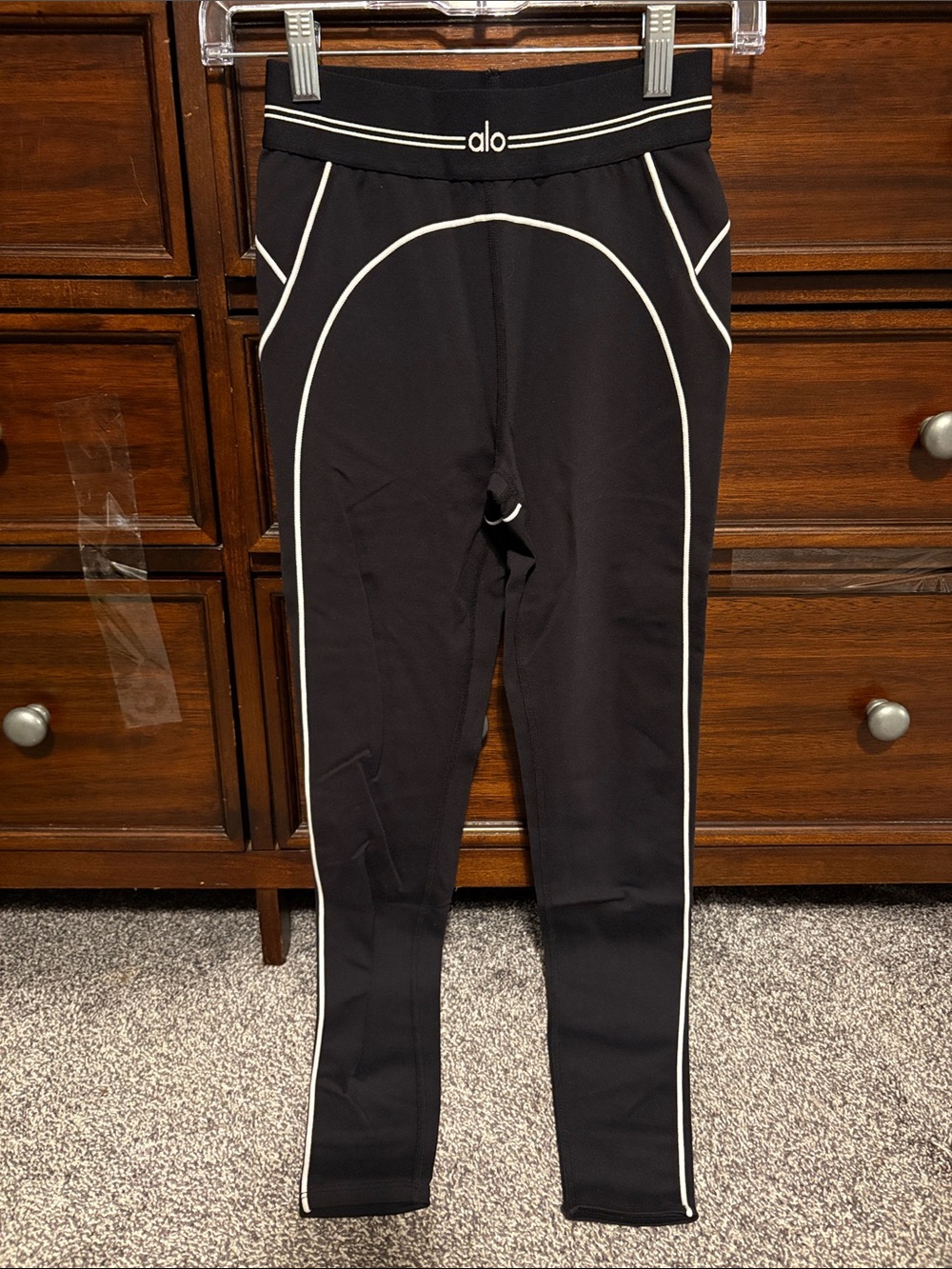 ALO Yoga Heart Throb Leggings